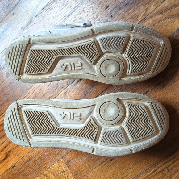 Fila Sneakers - Picture 7 of 8